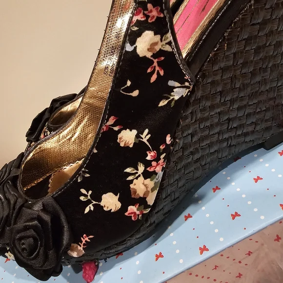 Poetic Licence Softer Side floral PeepToe Slingback Platform Wedge 8M New in box - Picture 3 of 16